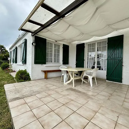 Maison 4 pièces près de la plage à Saint-Denis-d'Oléron, parking inclus - FR-1-246A-329 *