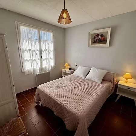 Maison 4 Pièces Près De La à Saint-denis-d'oléron, Parking Inclus - Fr-1-246a-329 Saint-Denis-dʼOléron