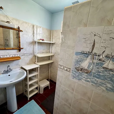 Casa de Férias Maison 4 Pièces Près De La à Saint-denis-d'oléron, Parking Inclus - Fr-1-246a-329